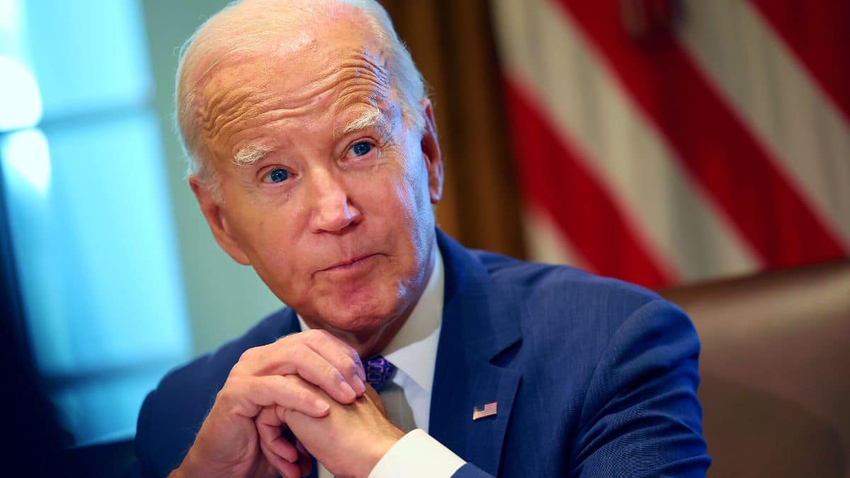 President Biden Mocked After Posing With Hard Hat on Backwards During ...