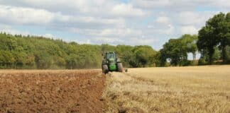 EU Farmers Protest Trade Deal, Potatoes Fly at Parliament farming