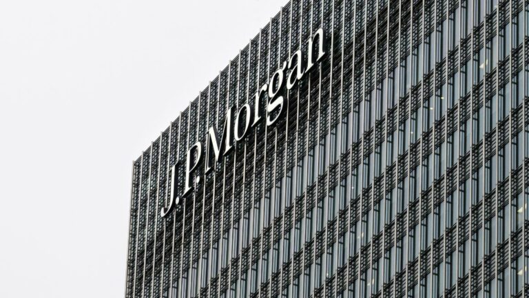 JPMorgan Chase CEO Jamie Dimon Quietly Advising Donald Trump