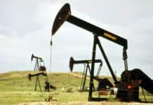 US Oil Giants Silent After President Trump Says They’ll Spend Billions in Venezuela Oil