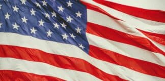 UNC Fraternity Brothers Honored for Defending U.S. Flag in Campus Protest American Flag