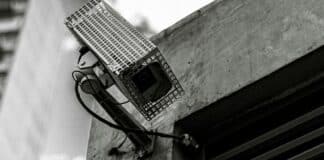 Caught on Camera: Charlie Kirk’s Alleged Killer Spotted Near Campus Before Shooting