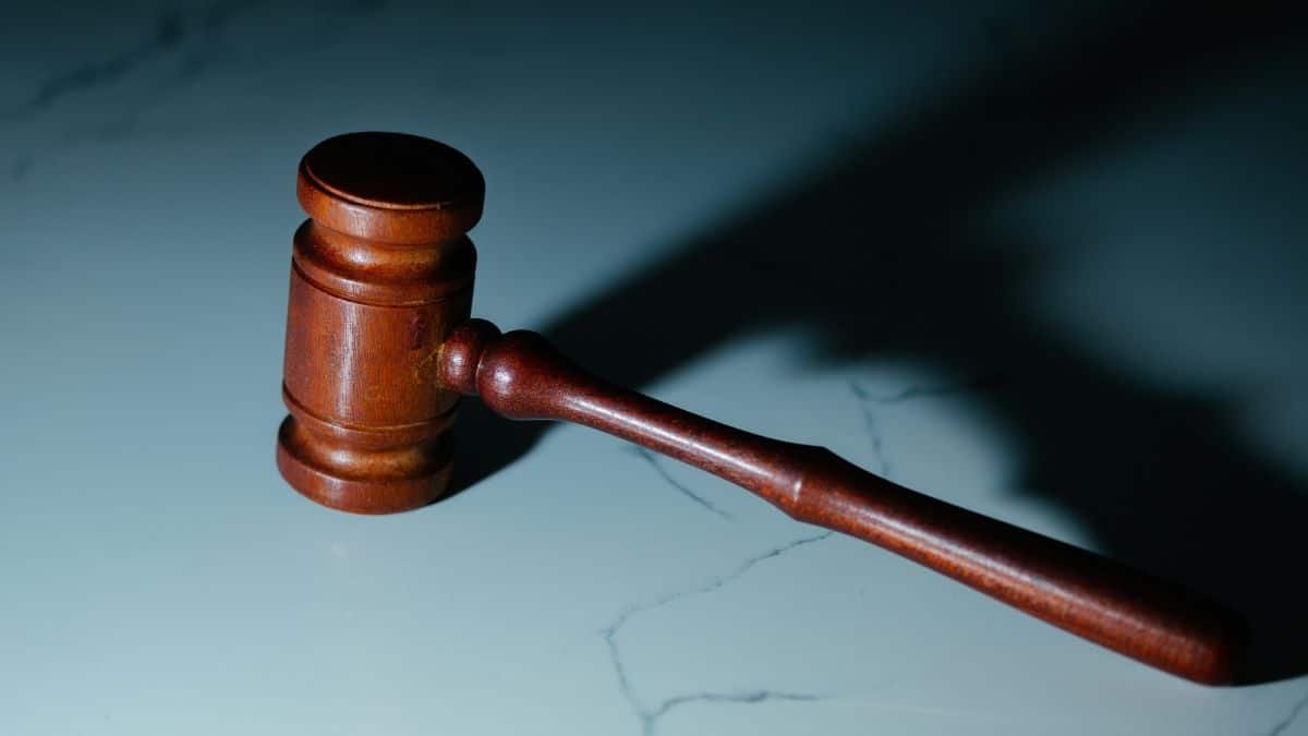 judge