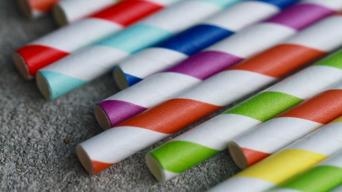 straws