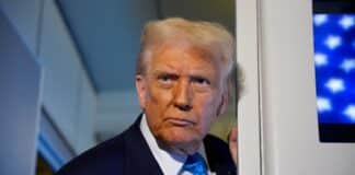 Trump Warns Troops May Go ‘Guns-a-Blazing’ into Nigeria