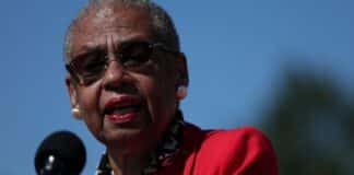 Longtime Democrat Announces Retirement