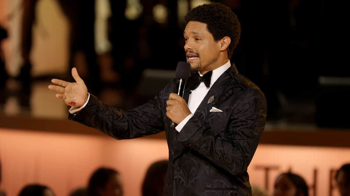 Trump Threatens to Sue Grammy Host