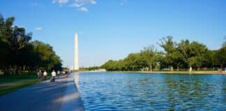 Trump to Renovate Lincoln Memorial Pool