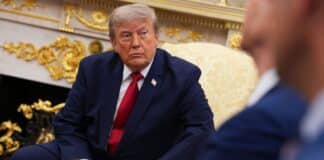 Holocaust Survivors Urge Trump to ‘Always Keep Israel in Your Thoughts’