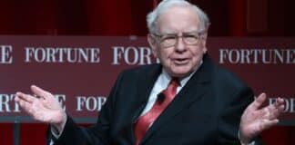 Warren Buffett Steps Down as Berkshire Hathaway Chairman